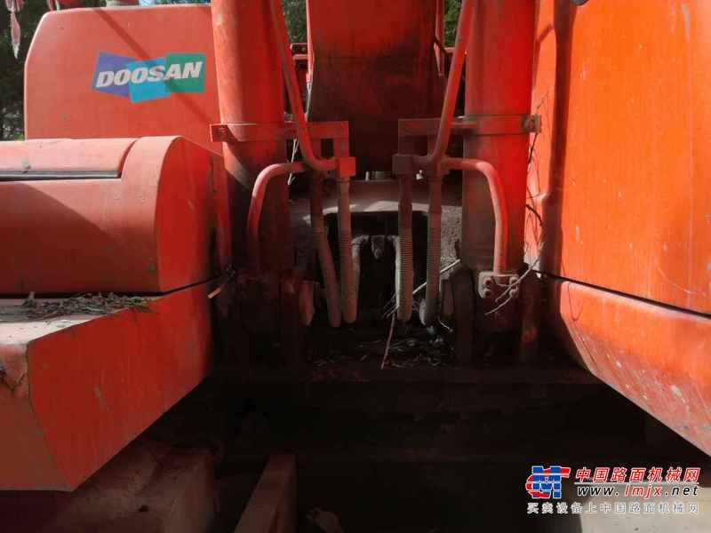 宁夏出售转让二手14400小时2009年斗山轮挖DH150W挖掘机