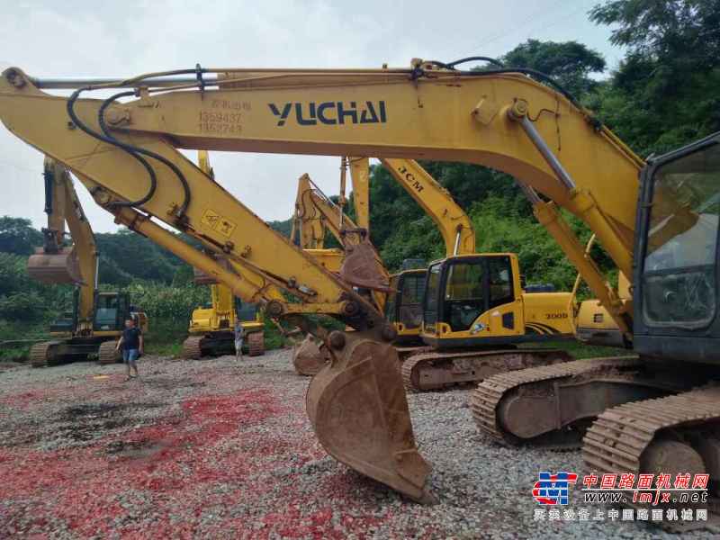 重庆出售转让二手8000小时2011年玉柴YC230LC挖掘机