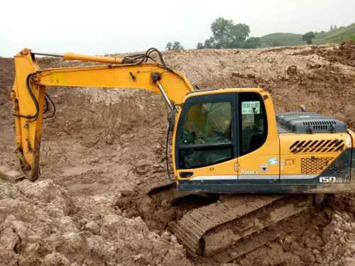 四川出售转让二手11000小时2012年现代R150LC挖掘机