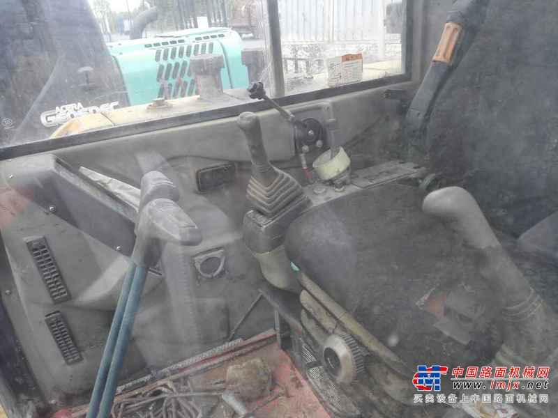 辽宁出售转让二手6800小时2011年卡特重工CT60挖掘机