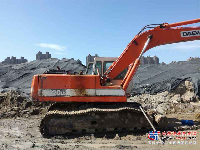 宁夏出售转让二手16000小时2004年斗山DH220挖掘机