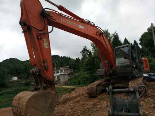 贵州出售转让二手8064小时2011年日立ZX240挖掘机