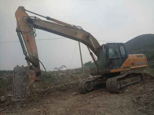 山东出售转让二手9700小时2011年凯斯CX210B挖掘机