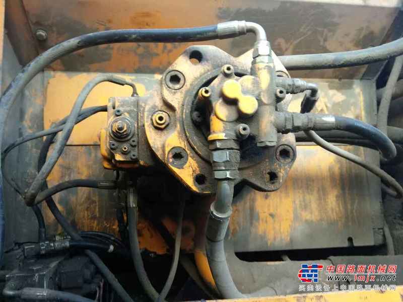 山西出售转让二手20000小时2006年现代R305LC挖掘机