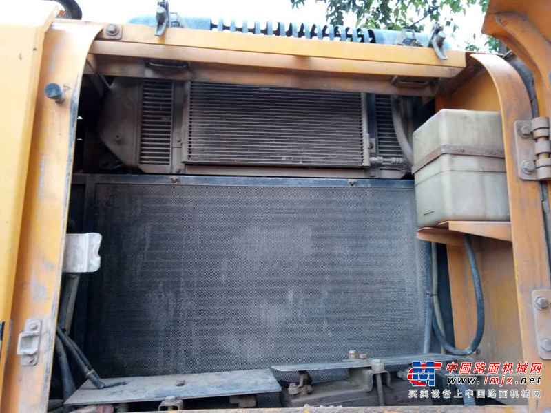 江西出售转让二手9000小时2010年徐工XE260C挖掘机