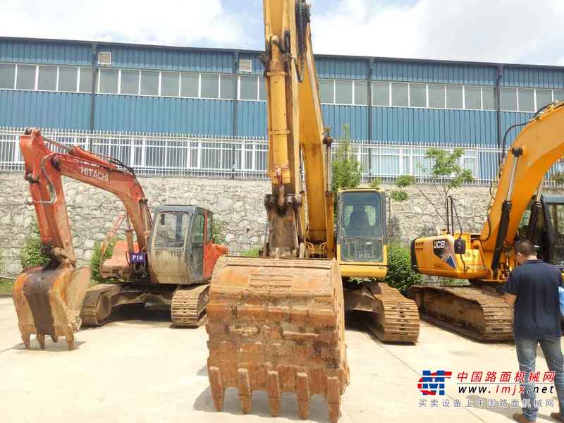 吉林出售转让二手11000小时2007年小松PC220LC挖掘机