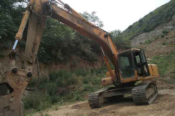 山西出售转让二手3000小时2007年三一重工SY230C挖掘机