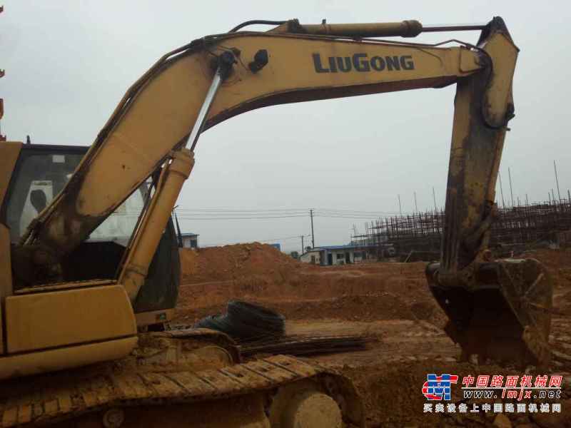 江西出售转让二手12000小时2008年柳工CLG225C挖掘机
