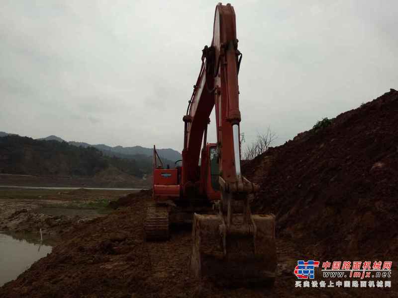 江西出售转让二手12000小时2011年斗山DH225LC挖掘机