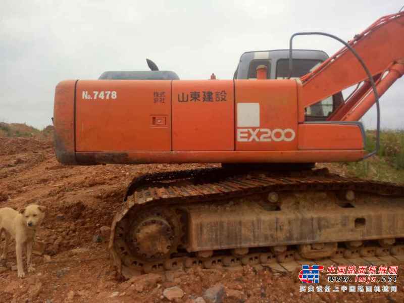 江西出售转让二手10000小时2003年日立EX200挖掘机