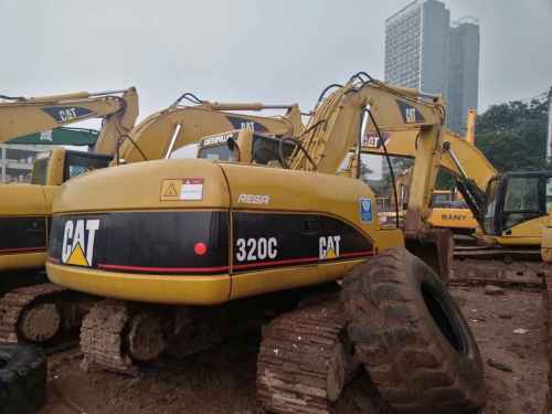 重庆出售转让二手18000小时2004年卡特彼勒320C挖掘机