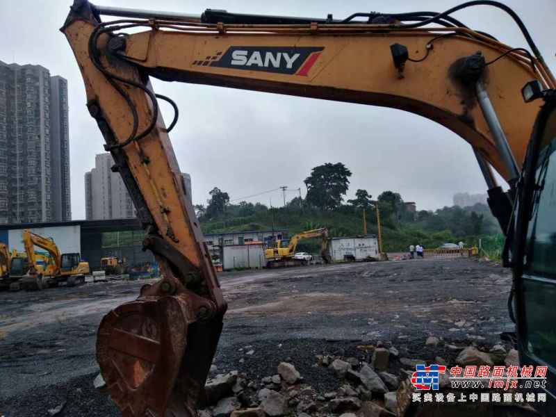 重庆出售转让二手7000小时2011年三一重工SY135C挖掘机