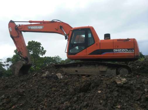 安徽出售转让二手13800小时2010年斗山DH220LC挖掘机