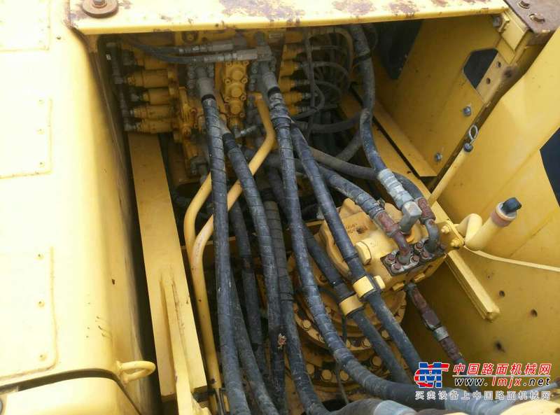 安徽出售转让二手9000小时2010年小松PC220挖掘机