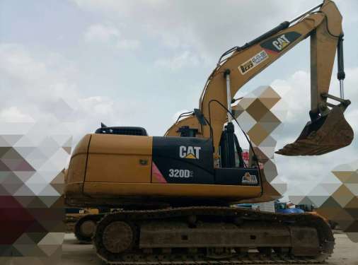 贵州出售转让二手4200小时2014年卡特彼勒320DL挖掘机