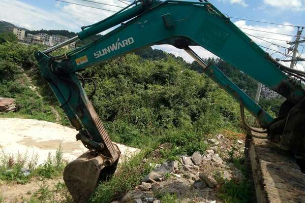 贵州出售转让二手8500小时2011年山河智能SWE70N9挖掘机