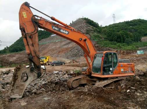 贵州出售转让二手13000小时2010年斗山DX260LC挖掘机