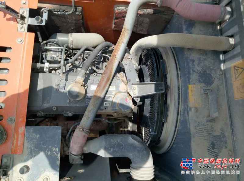 贵州出售转让二手8200小时2010年日立ZX240挖掘机