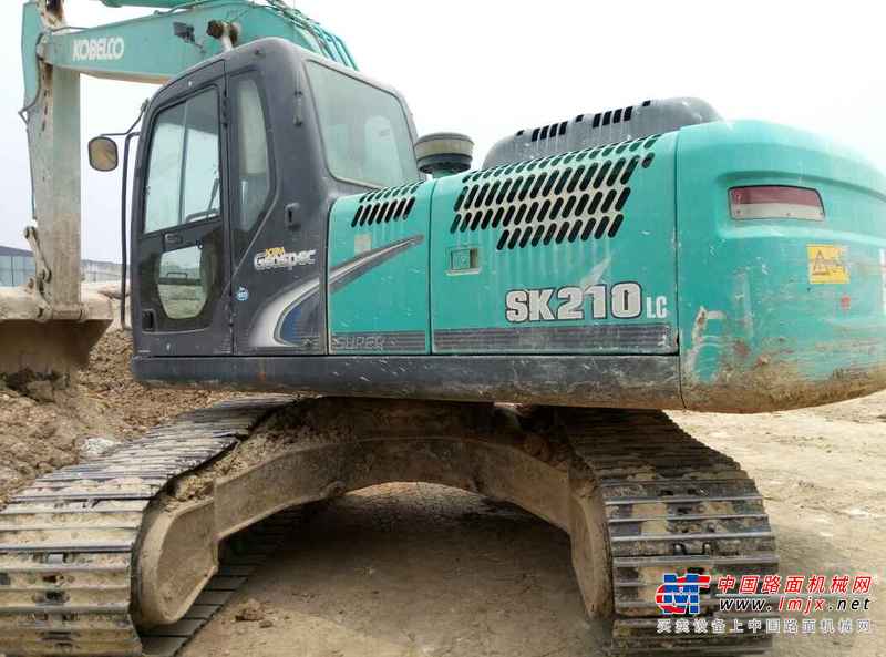 安徽出售转让二手4500小时2013年神钢SK210挖掘机