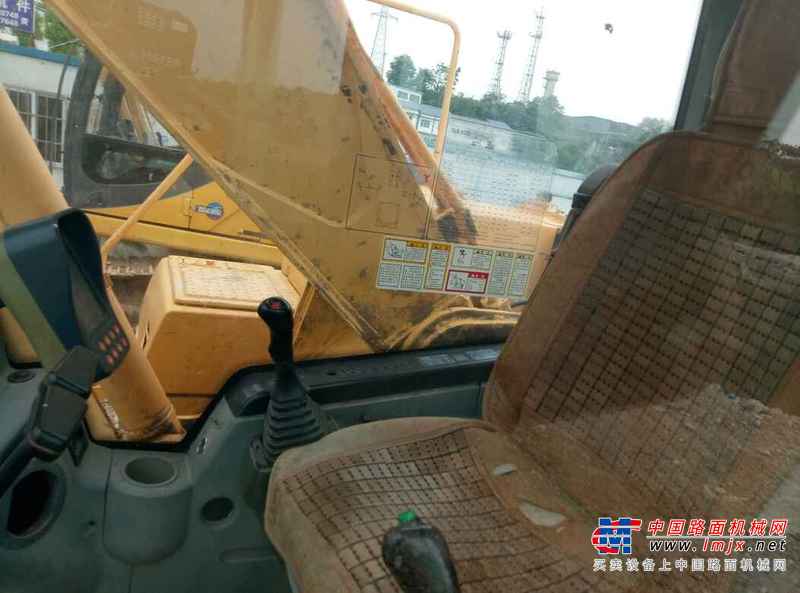 贵州出售转让二手1100小时2012年柳工923D挖掘机