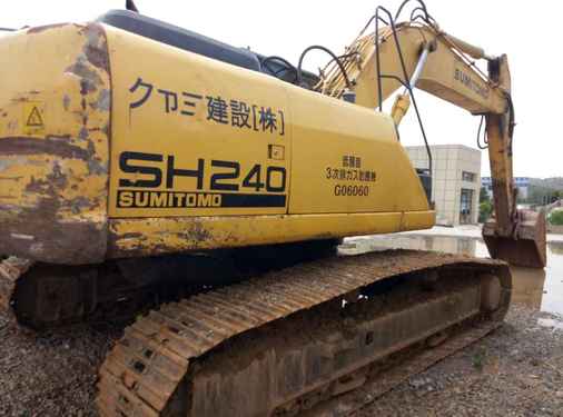 贵州出售转让二手13000小时2009年住友SH240挖掘机