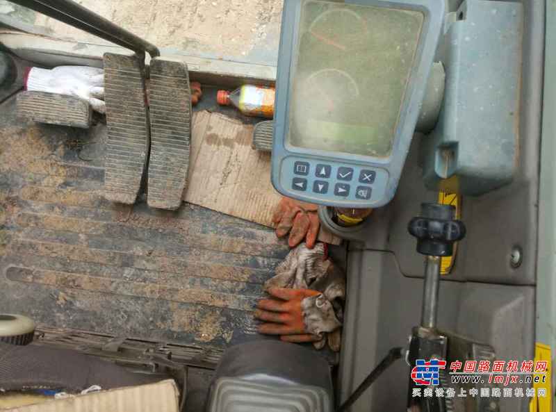 贵州出售转让二手6100小时2013年恒天九五重工JV70挖掘机