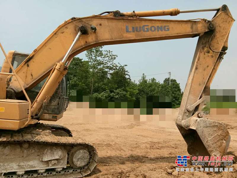 山东出售转让二手7000小时2012年柳工920D挖掘机