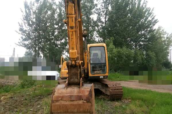 山东出售转让二手5000小时2010年玉柴YC135挖掘机