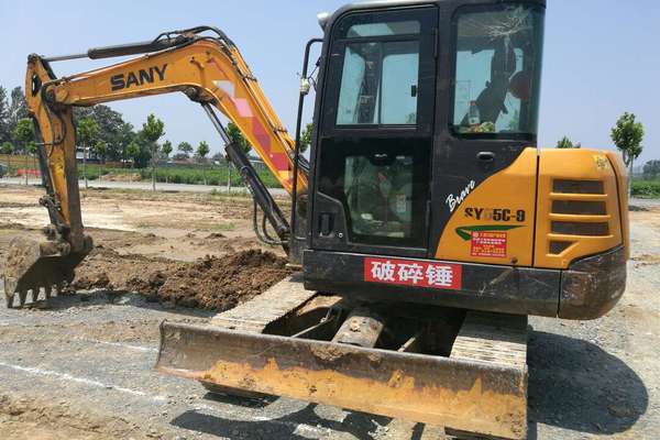 河南出售转让二手6578小时2011年三一重工SY55C挖掘机