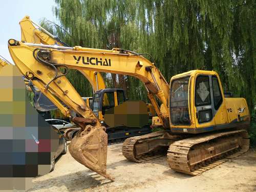 山东出售转让二手8000小时2010年玉柴YC135挖掘机