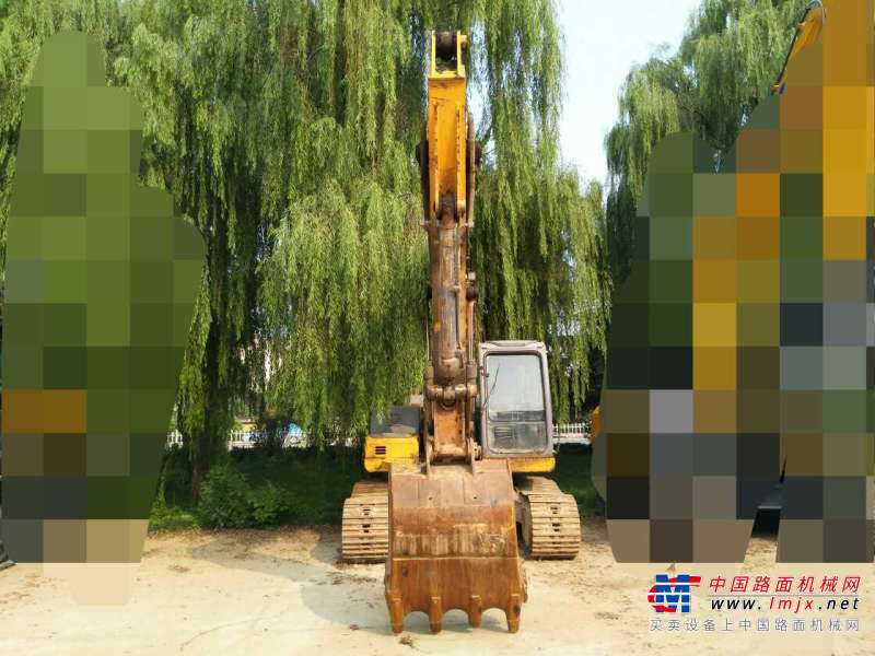 山东出售转让二手7000小时2012年徐工XE215C挖掘机