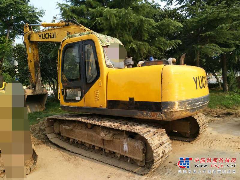 山东出售转让二手8000小时2010年玉柴YC135挖掘机