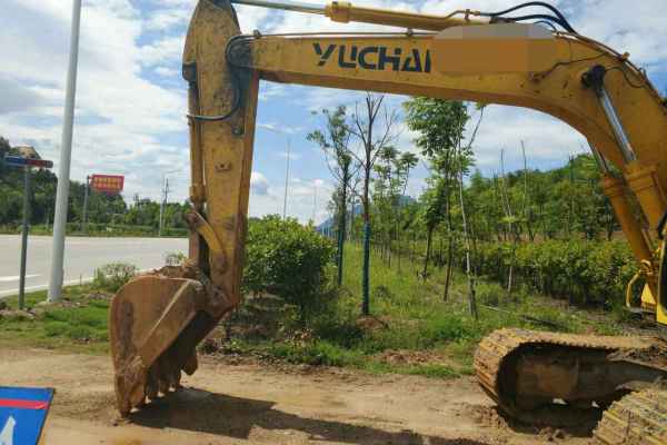 安徽出售转让二手5600小时2012年玉柴YC135挖掘机
