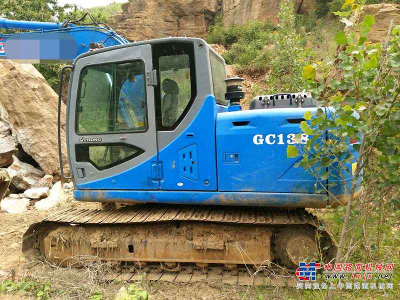 山东出售转让二手2600小时2014年山重建机GC138挖掘机
