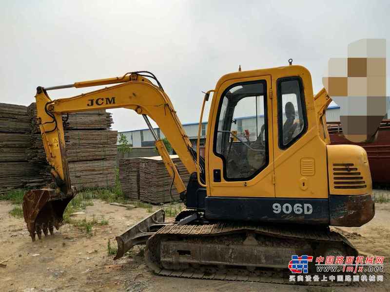 山东出售转让二手4500小时2013年山重建机JCM906D挖掘机