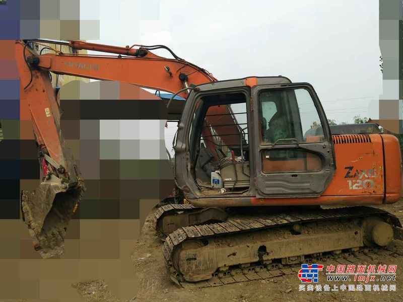 河南出售转让二手6800小时2010年日立ZX120挖掘机