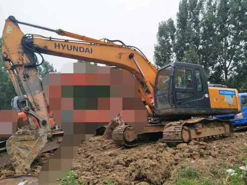 河南出售转让二手8000小时2011年现代R225LC挖掘机