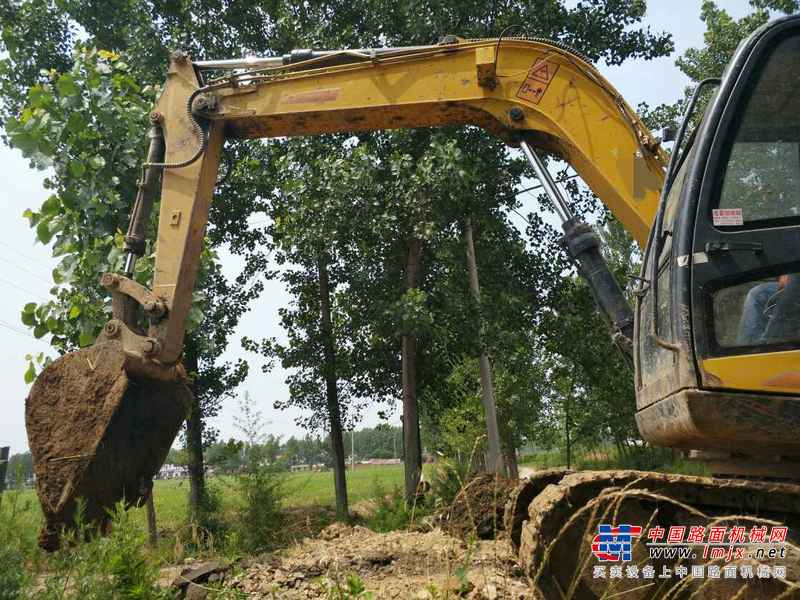 河南出售转让二手7000小时2012年卡特重工CT80挖掘机