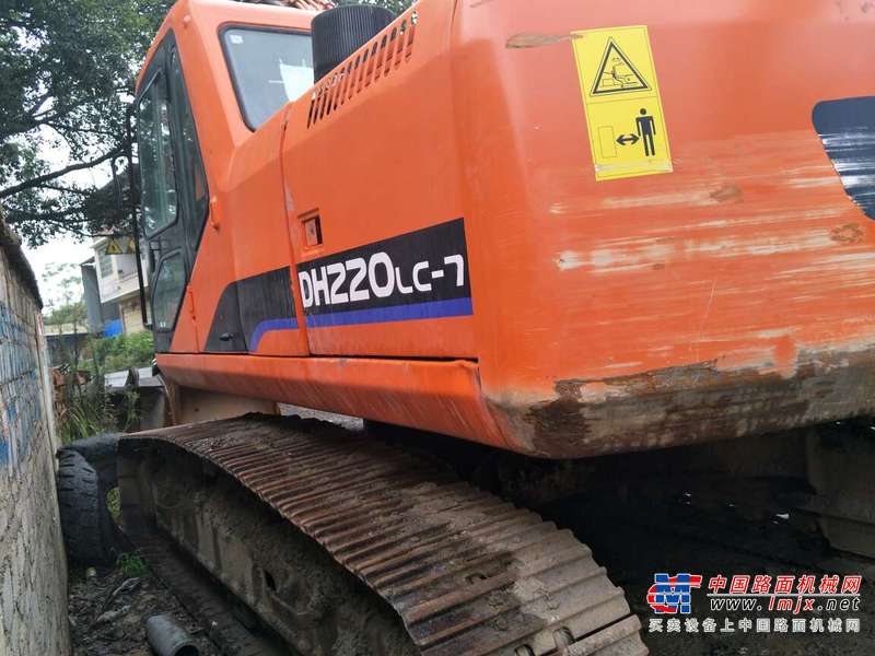 贵州出售转让二手6100小时2012年斗山DH220LC挖掘机