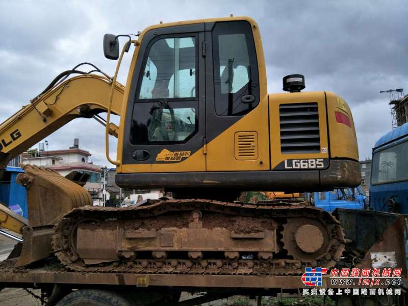 云南出售转让二手5300小时2014年临工LG685挖掘机