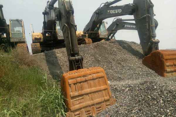 山西出售转让二手15000小时2007年沃尔沃EC460BLCPrime挖掘机