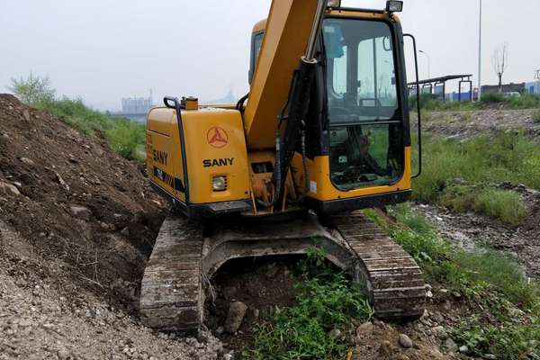 河北出售转让二手11000小时2010年三一重工SY65C挖掘机