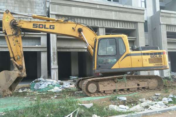 山东出售转让二手9000小时2010年临工LG6210挖掘机