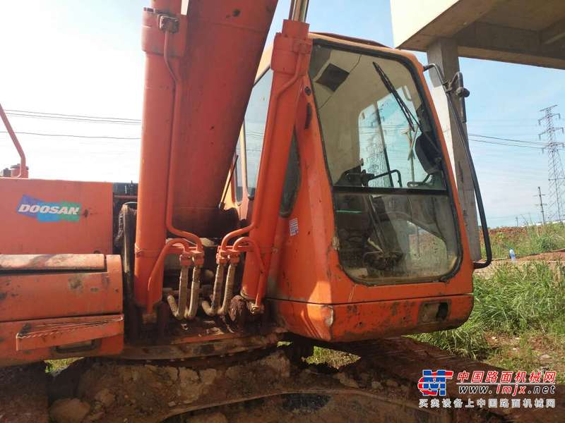 江西出售转让二手8000小时2009年斗山DH258LC挖掘机