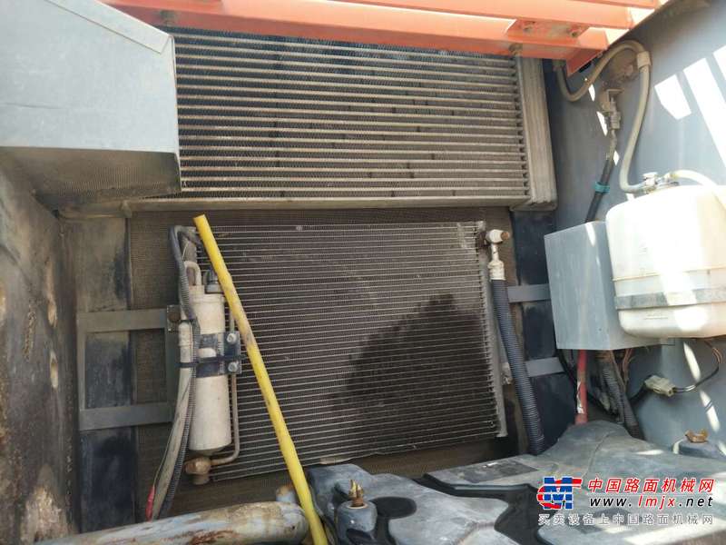 辽宁出售转让二手12000小时2006年日立ZX230挖掘机