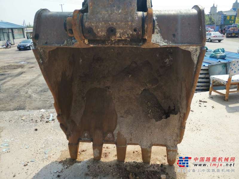 辽宁出售转让二手12000小时2006年日立ZX230挖掘机
