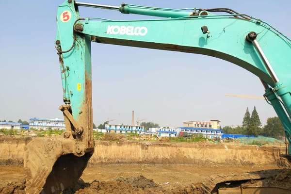 山东出售转让二手7000小时2011年神钢SK260LC挖掘机