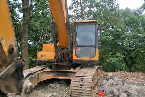 江西出售转让二手5000小时2011年三一重工SY215C挖掘机