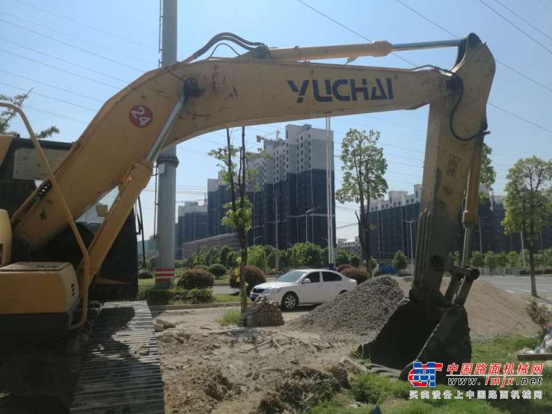 安徽出售转让二手7500小时2014年玉柴YC230LC挖掘机