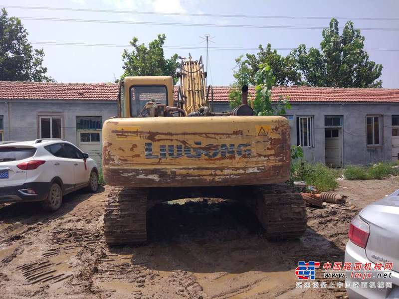 山东出售转让二手11000小时2009年柳工CLG225C挖掘机